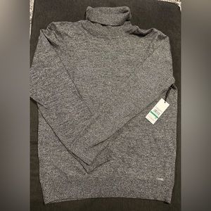 CK turtleneck Sz Large